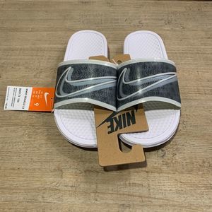 nike benassi lx